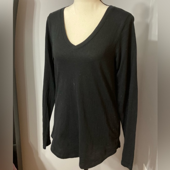 Old Navy Tops - Old Navy EveryWear Black Long-Sleeve Shirt
